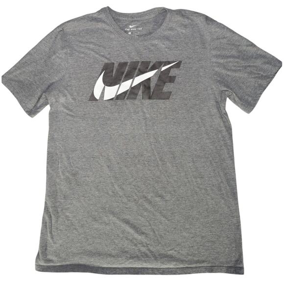 Nike T Shirt M Gray Athletic Cut Large Swoosh Logo Short Sleeve Mens Tee - Picture 1 of 5